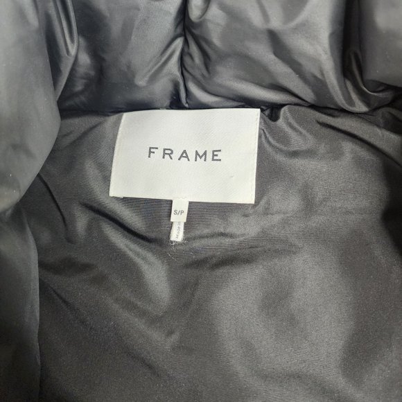 FRAME Womens Puffer Vest Jacket Sleeveless Oversized Shoulders Wide Pad Black S - Picture 4 of 13